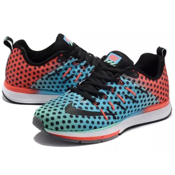 Women’s Nike Zoom Ombré - Picture 3 of 12